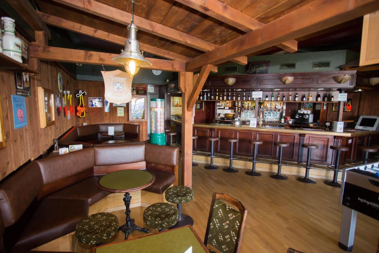 Hotel Du Port Вилньов Екстериор снимка